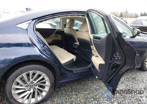 2021 Lexus Es 300H Luxury from USA, damaged, VIN 58AEA1C17MU010699